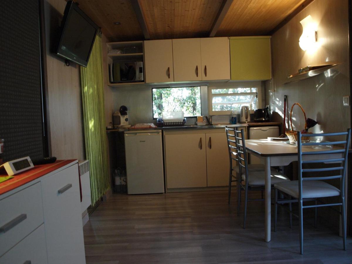 Le Petit Chalet Porticcio  Bagian luar foto